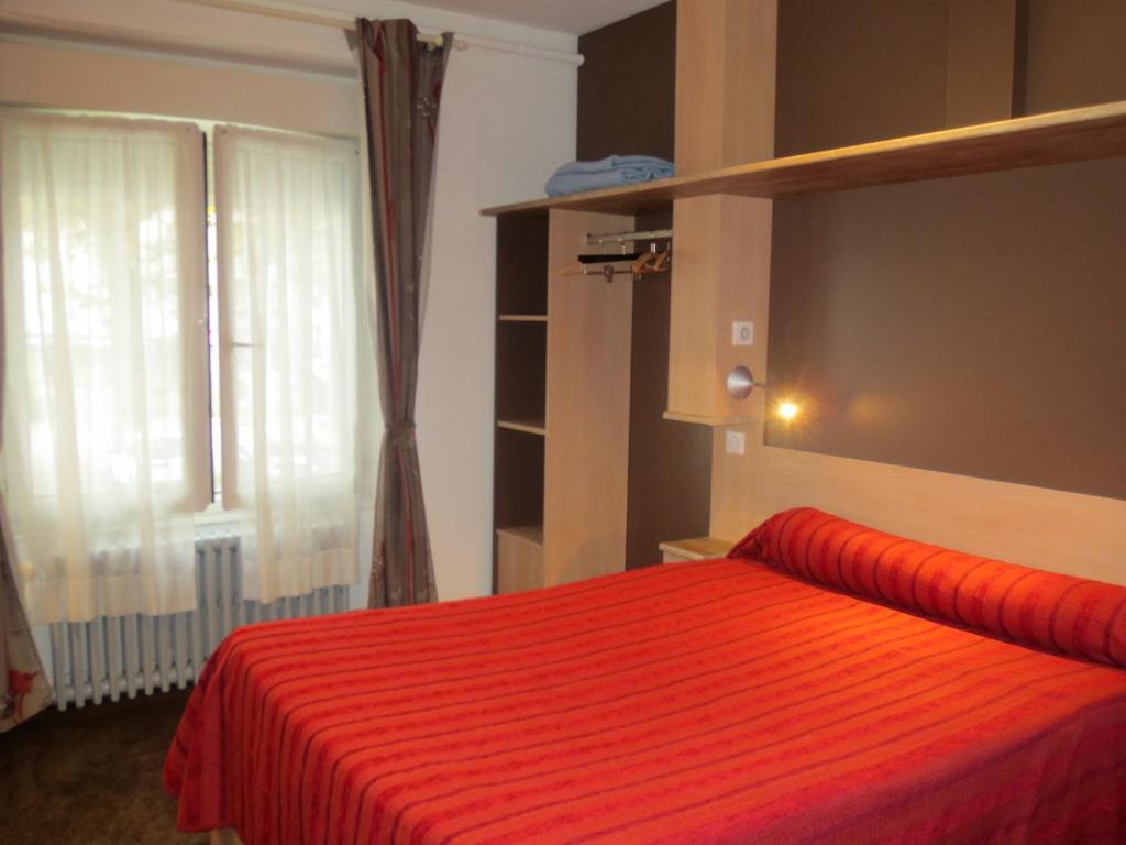 Hotellerie Du Centre Salies-du-Salat Ruang foto