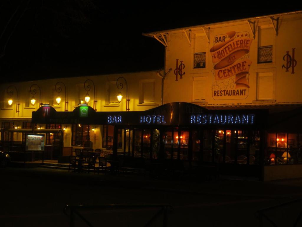 Hotellerie Du Centre Salies-du-Salat Bagian luar foto